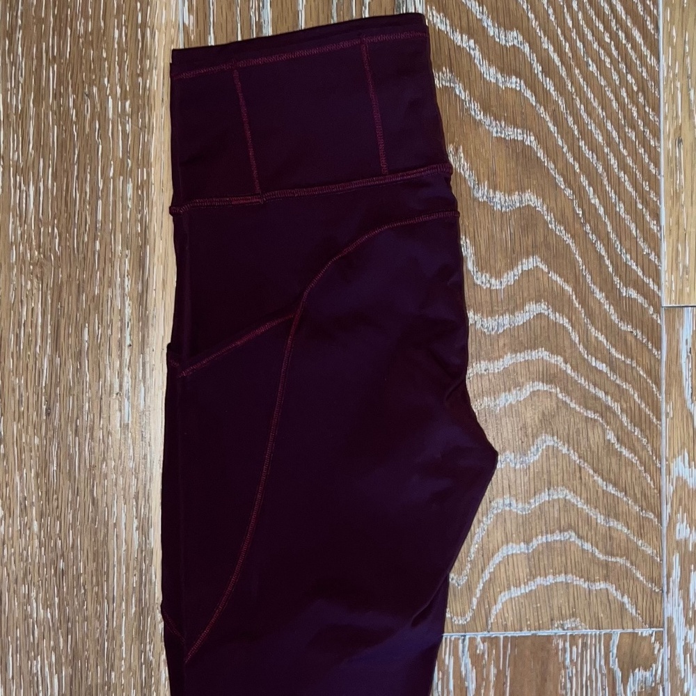 Fast and Free High-Rise Crop 23" Pockets, Cassis, SIZE 6